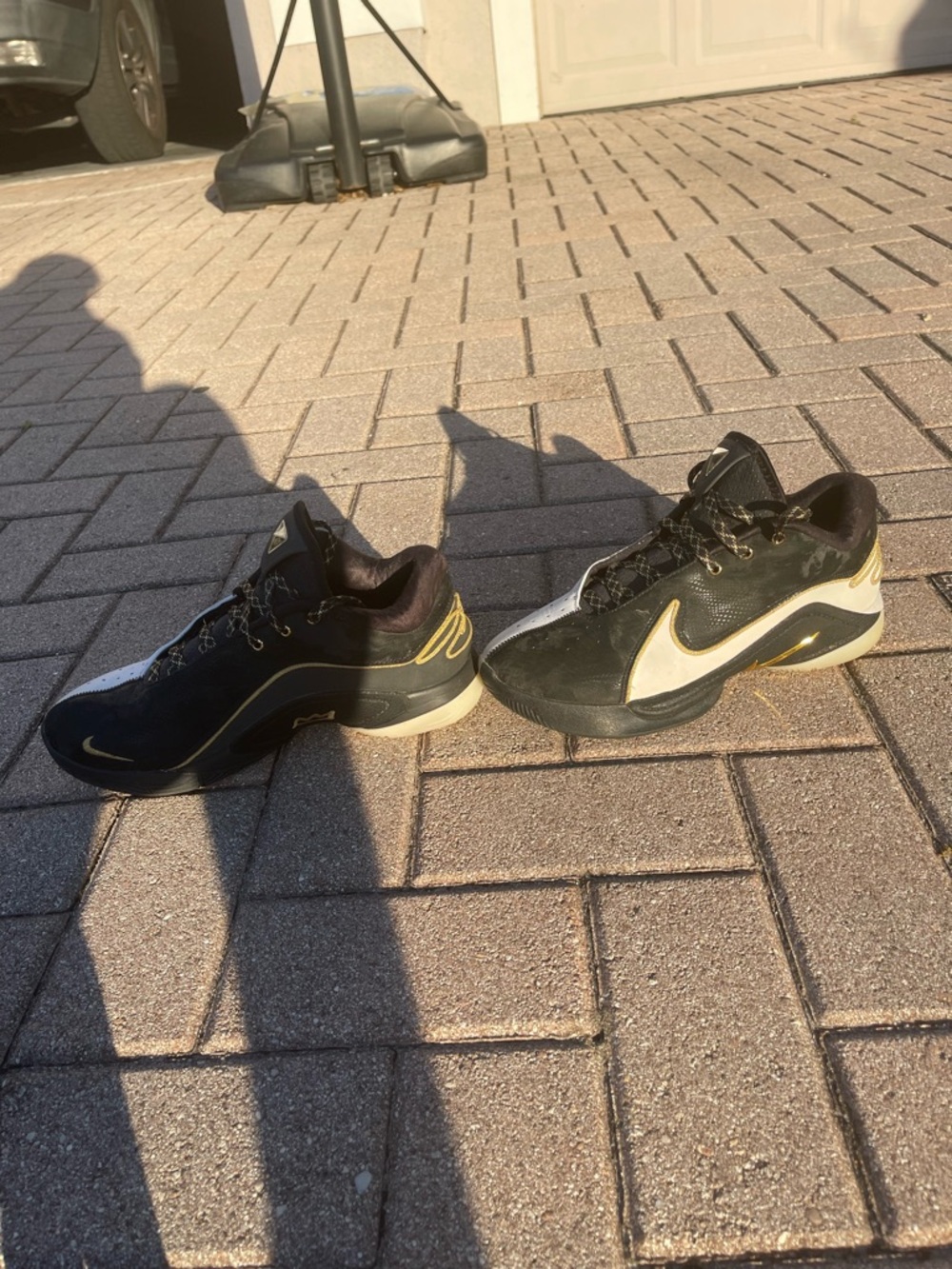 Nike Men's Black White and Gold Athletic Shoes - Picture 4 of 11